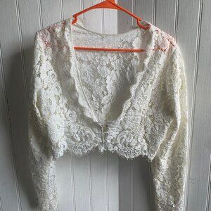 Ivory White All Over Lace Bolero Jacket Scallop Trim Button Loop Close Sz Large